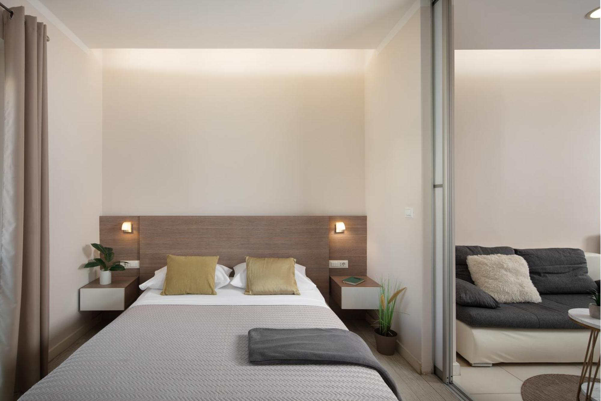 Luxury 4 Star In The Old Town Apartment *