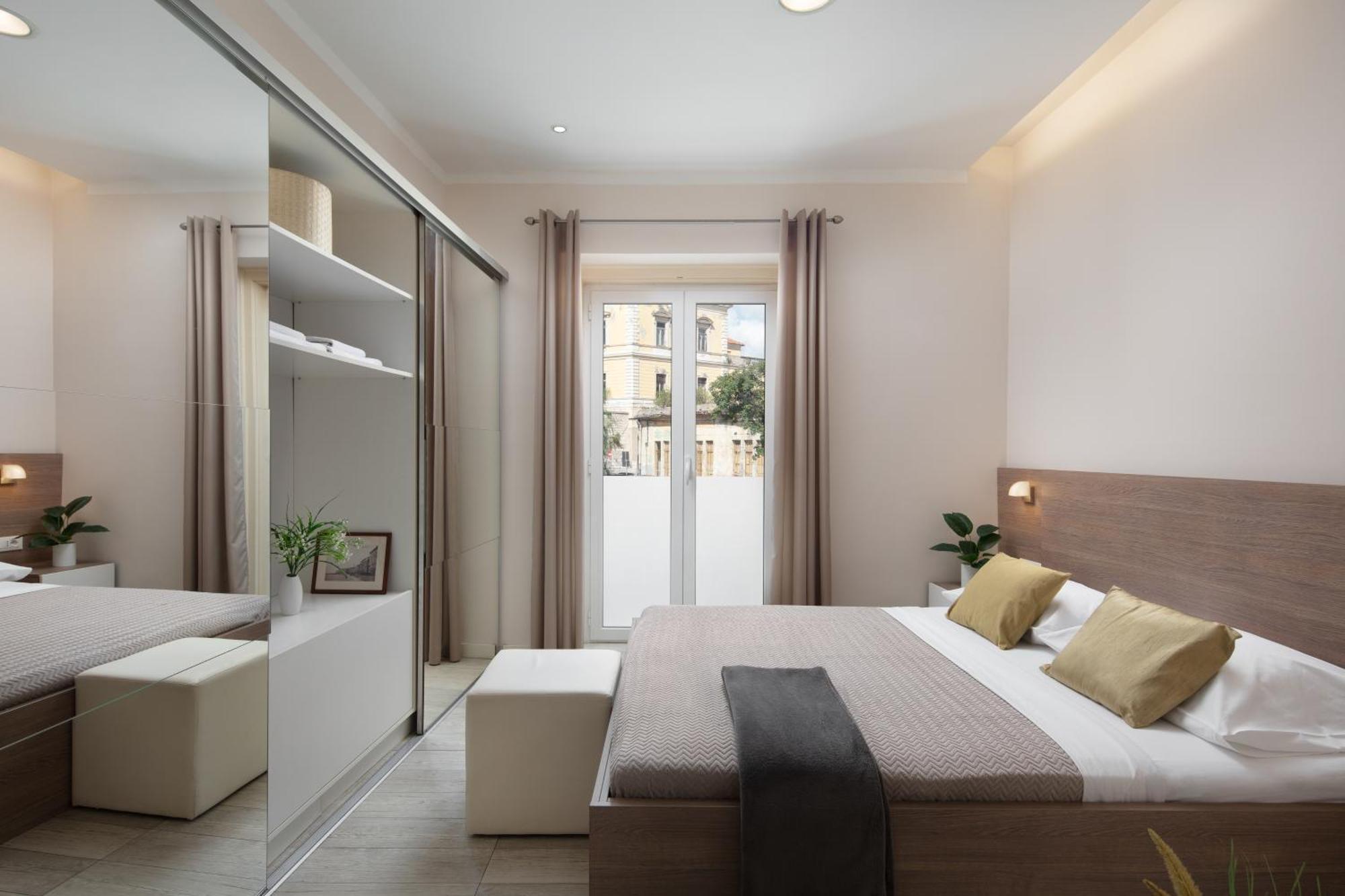 Apartment Luxury 4 Star In The Old Town